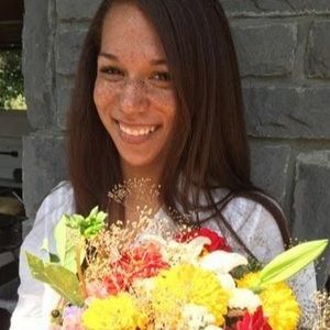 Meet your Posher, Maya